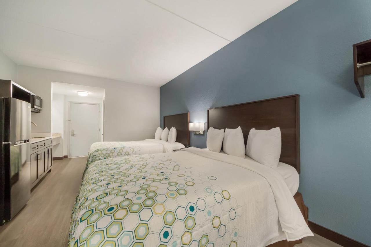 Hometowne Studios By Red Roof San Antonio - Seaworld Northwest Luaran gambar