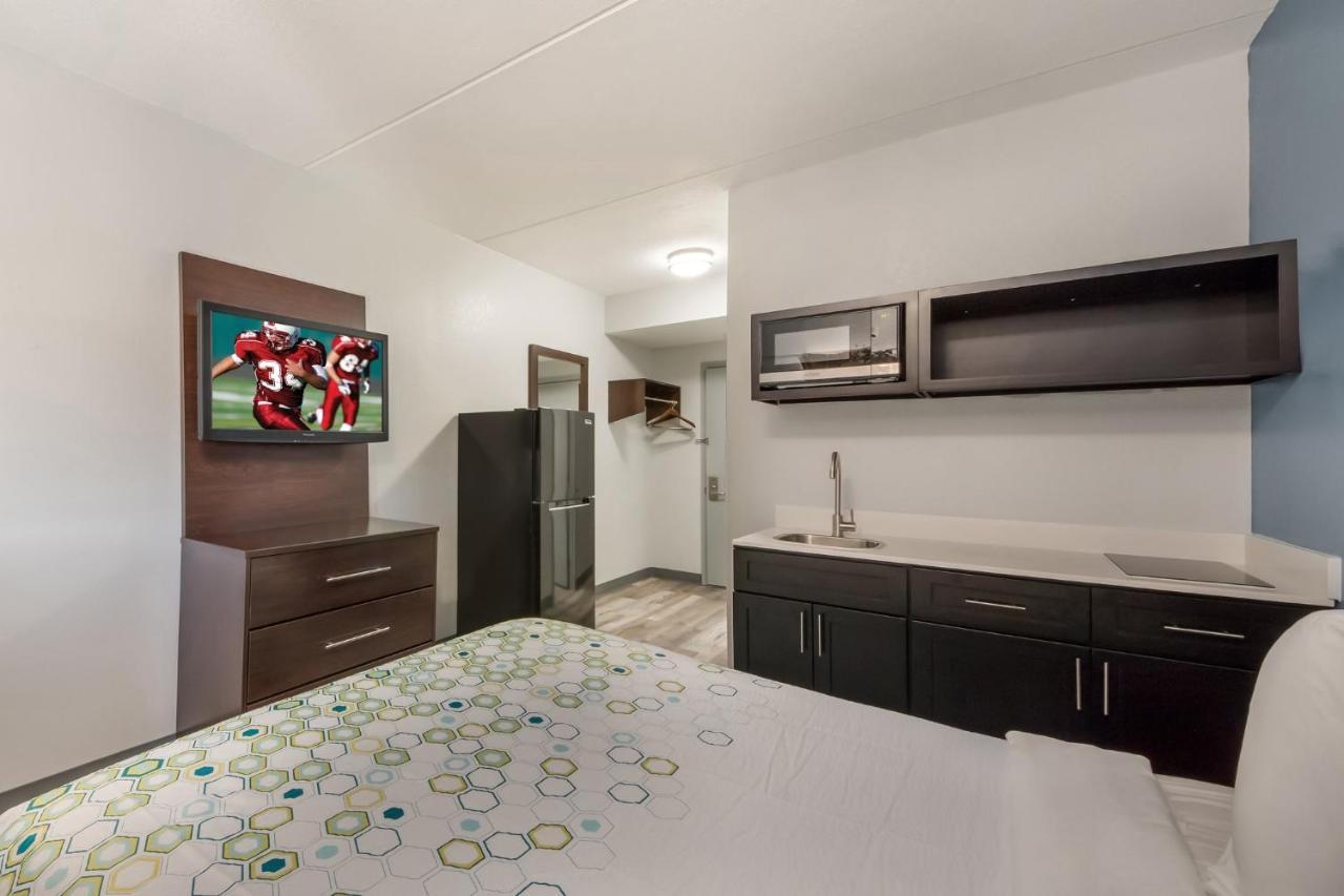 Hometowne Studios By Red Roof San Antonio - Seaworld Northwest Luaran gambar