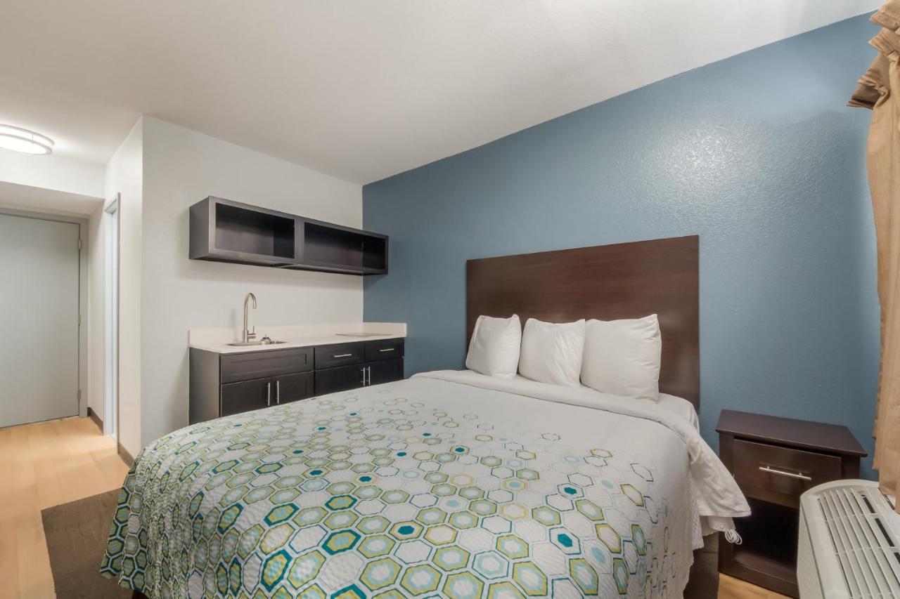 Hometowne Studios By Red Roof San Antonio - Seaworld Northwest Luaran gambar